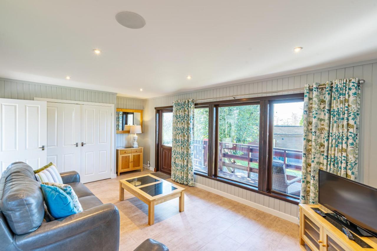 Bluebell Lodge 7 With Hot Tub Newton Stewart Zewnętrze zdjęcie
