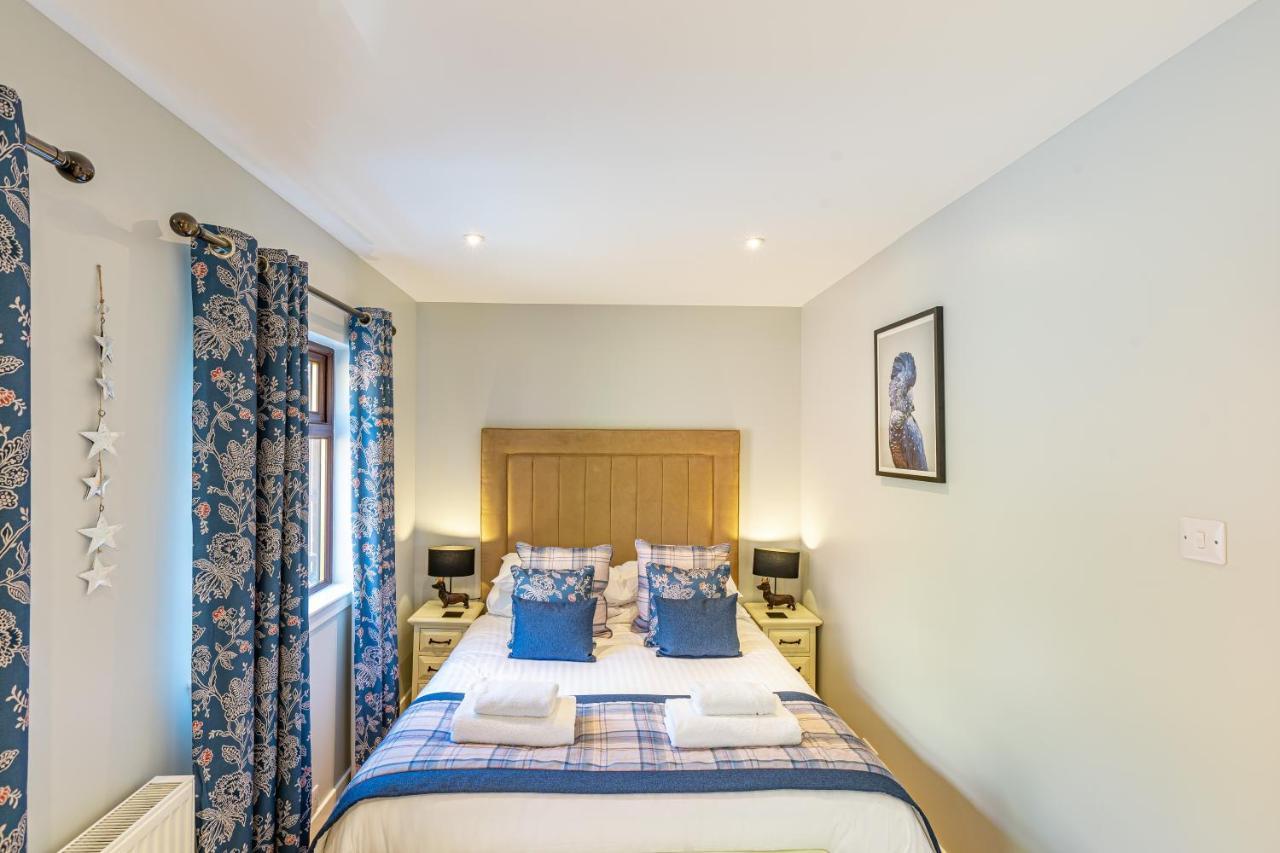 Bluebell Lodge 7 With Hot Tub Newton Stewart Zewnętrze zdjęcie