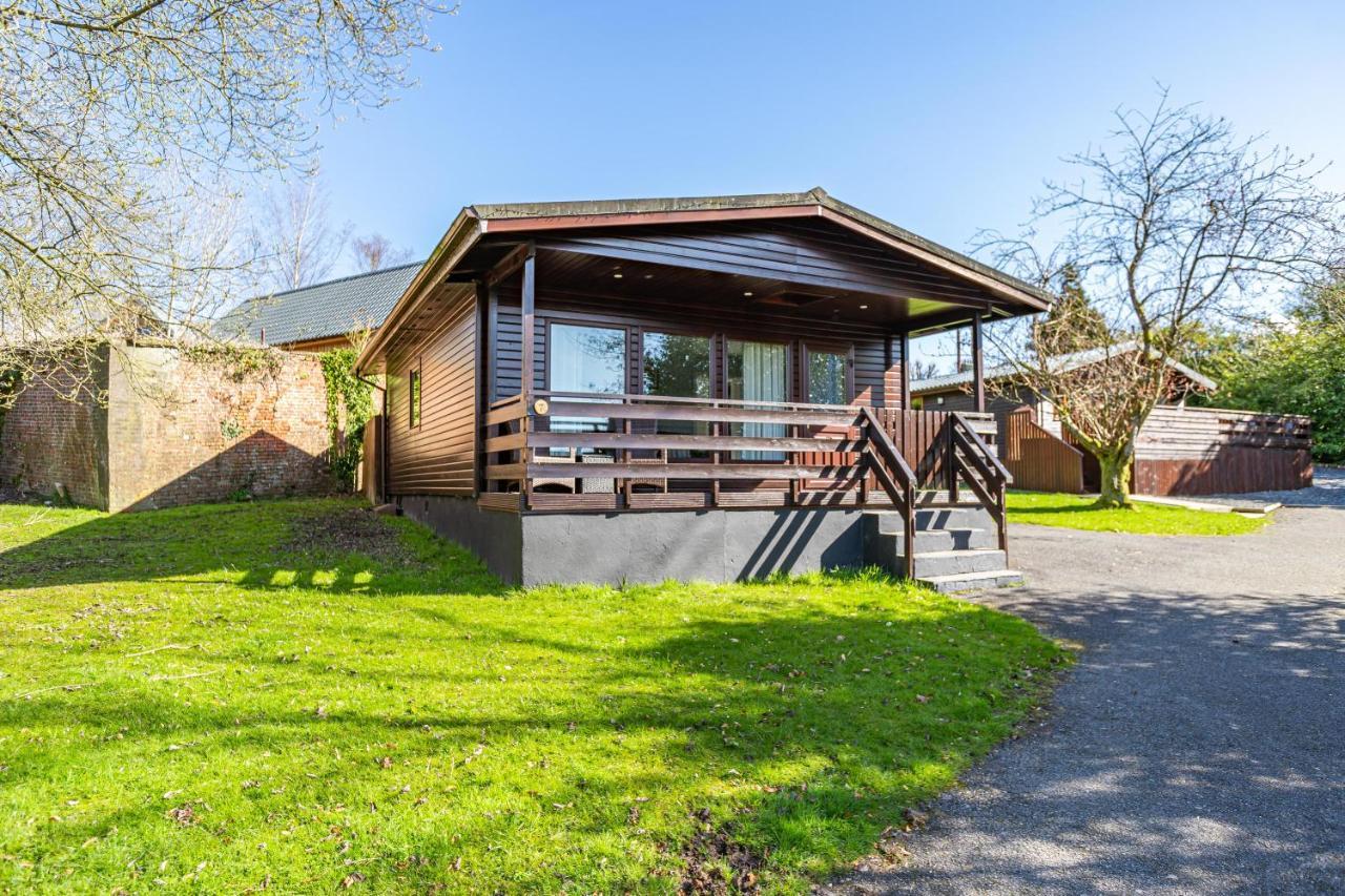 Bluebell Lodge 7 With Hot Tub Newton Stewart Zewnętrze zdjęcie